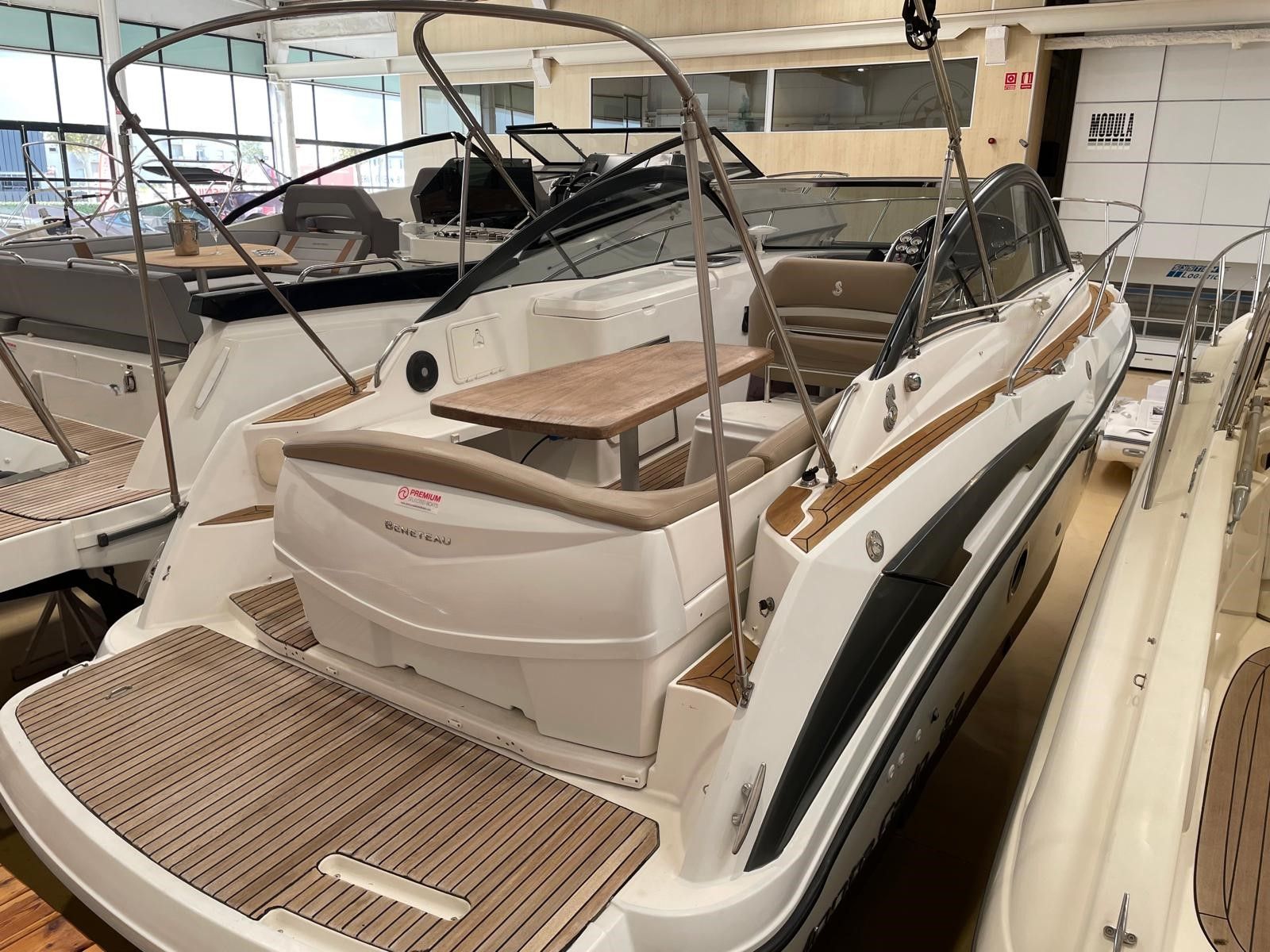 BENETEAU MONTECARLO 27