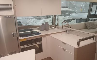 PRESTIGE 590 FLY