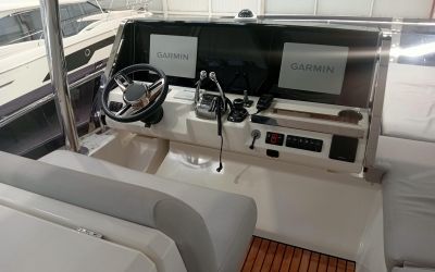PRESTIGE 590 FLY