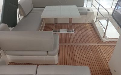 PRESTIGE 590 FLY