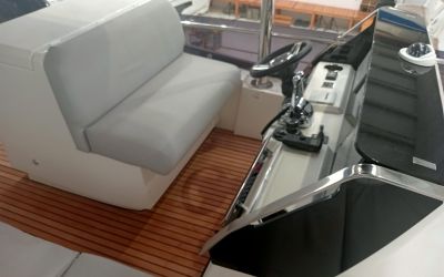 PRESTIGE 590 FLY