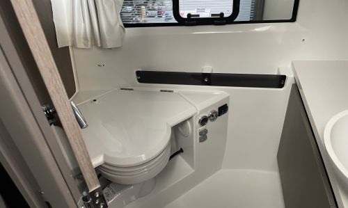 JEANNEAU MERRY FISHER 895 Serie 2