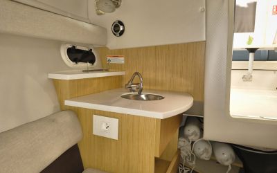 FOUR WINNS SUNDOWNER 265