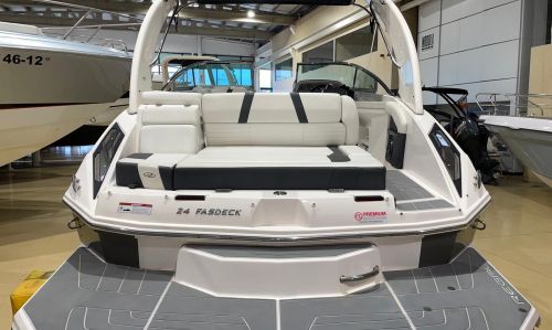 REGAL 24 FASDECK