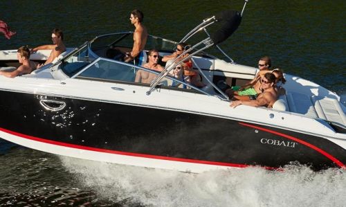 La imágen es ilustrativa, no corresponde a la unidad expuesta.