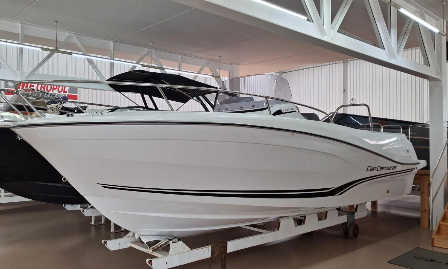 JEANNEAU CAP CAMARAT 6.5 CC SERIE 3