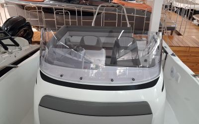 JEANNEAU CAP CAMARAT 6.5 CC SERIE 3