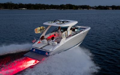 Regal LS9 Surf - Ultimate