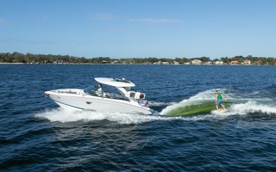 Regal LS9 Surf - Ultimate