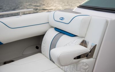 Regal LS9 Surf - Ultimate