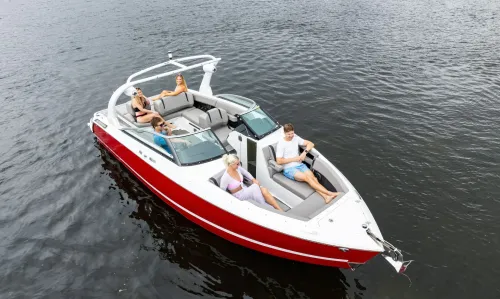 Four Winns H6 Surf Pack