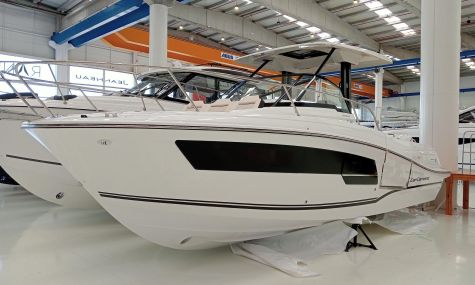 JEANNEAU CAP CAMARAT 9.0 WA SERIE 2