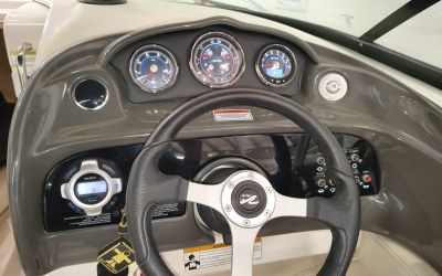 SEA RAY 240 SUN SPORT