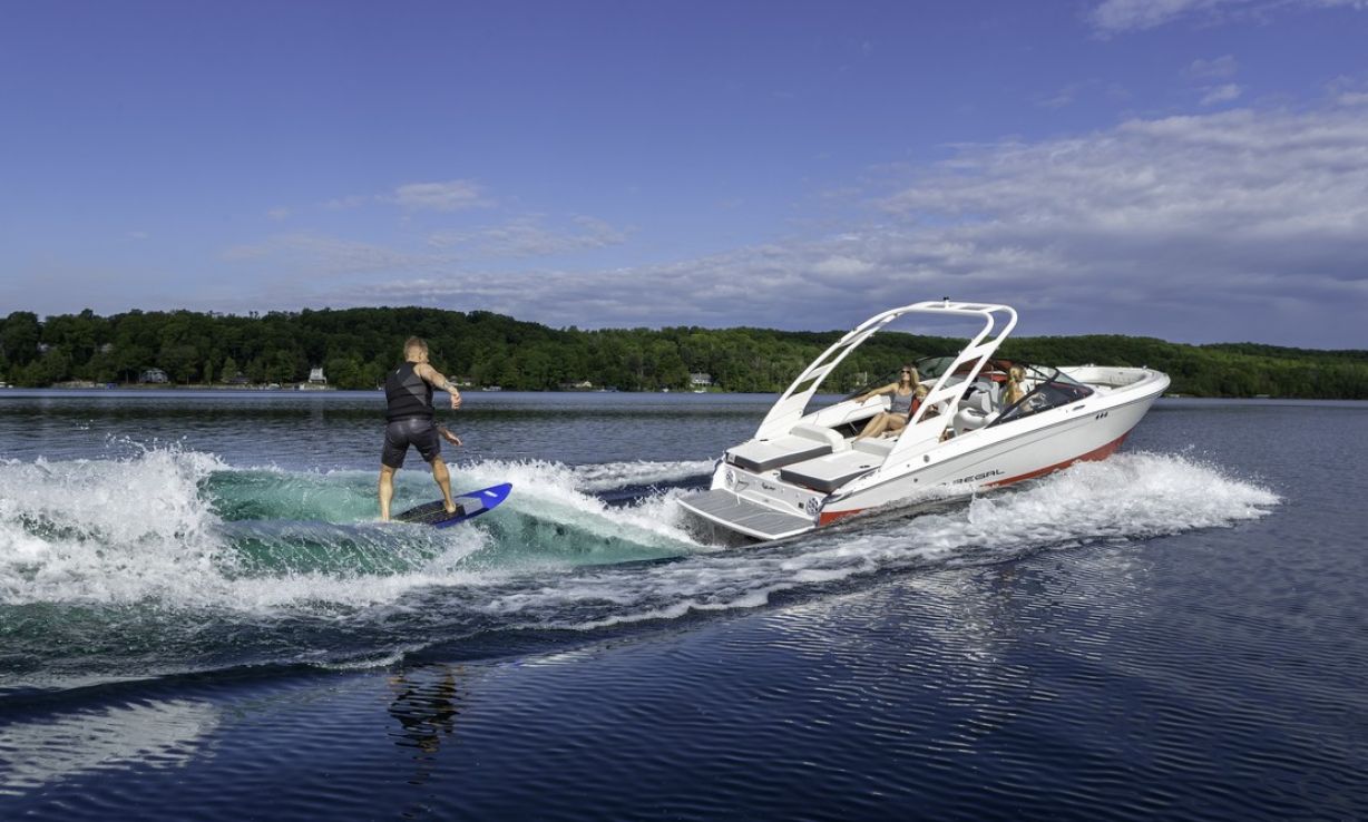 Regal LS2 Surf 2.0