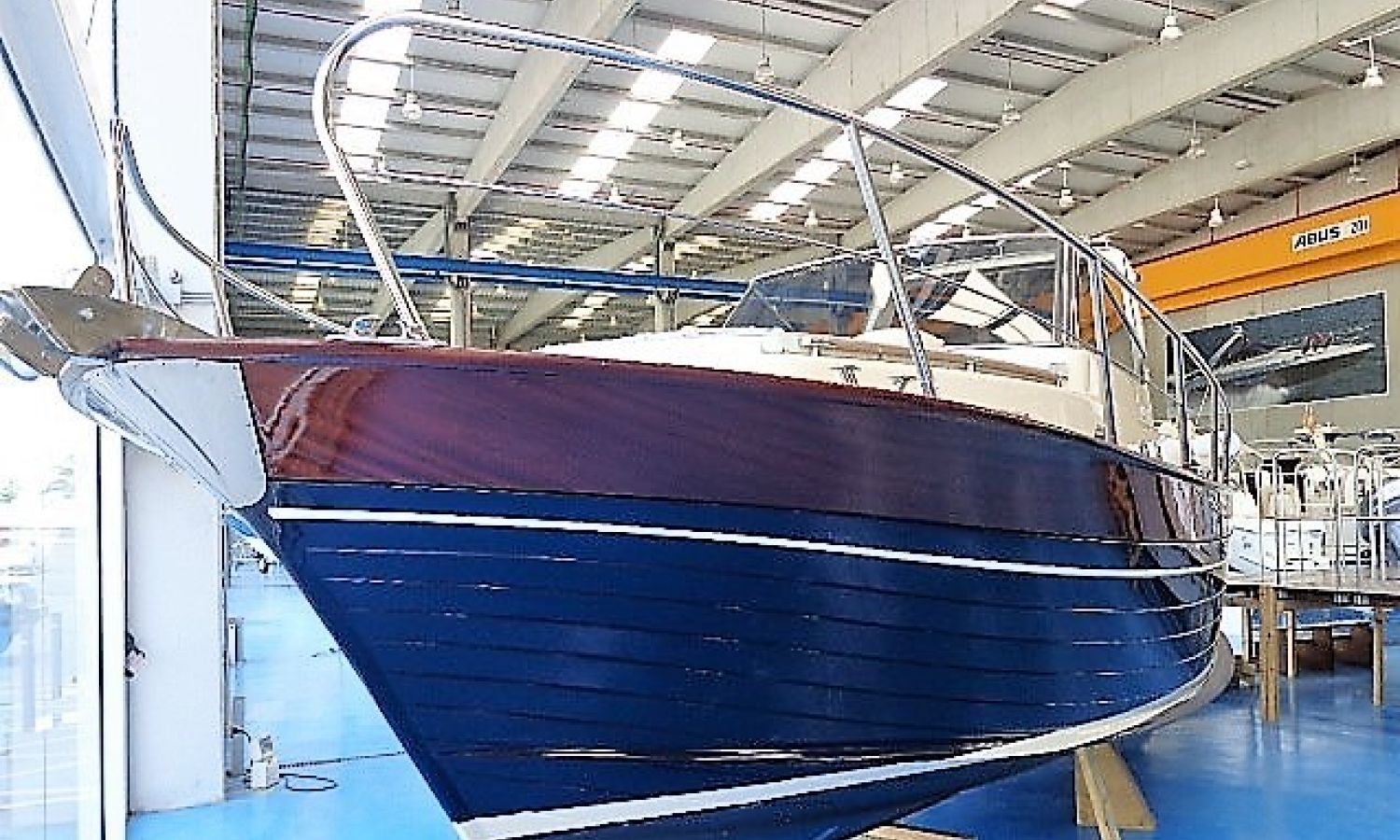 AMPLIAMOS NUESTRA OFERTA CON EL CANTIERE GOZZO POSITANO