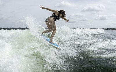 Regal LS6 Surf