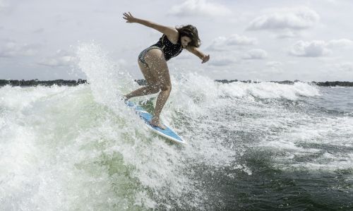 Regal LS6 Surf