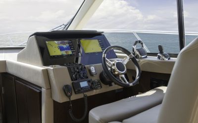 Regal 42 Fly