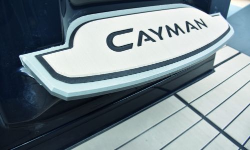 Ranieri Cayman 38.0 Executive