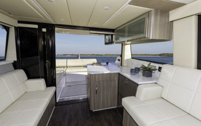 Regal 38 XO