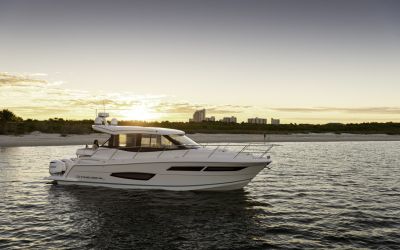 Regal 38 XO