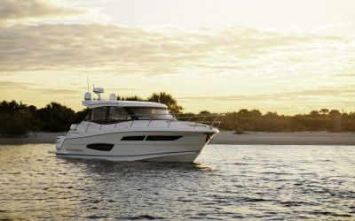 Regal 38 XO