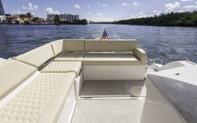 Regal 38 XO