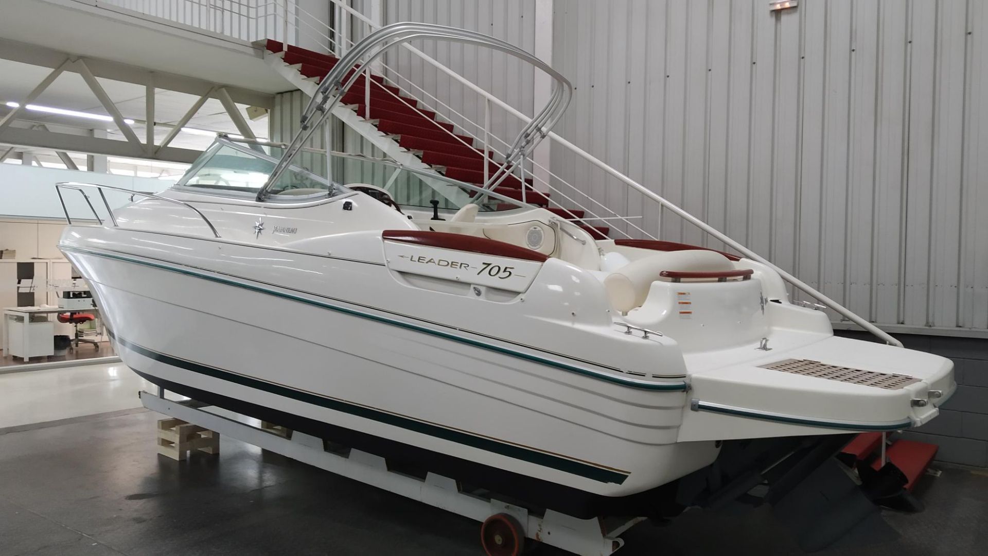 JEANNEAU LEADER 705