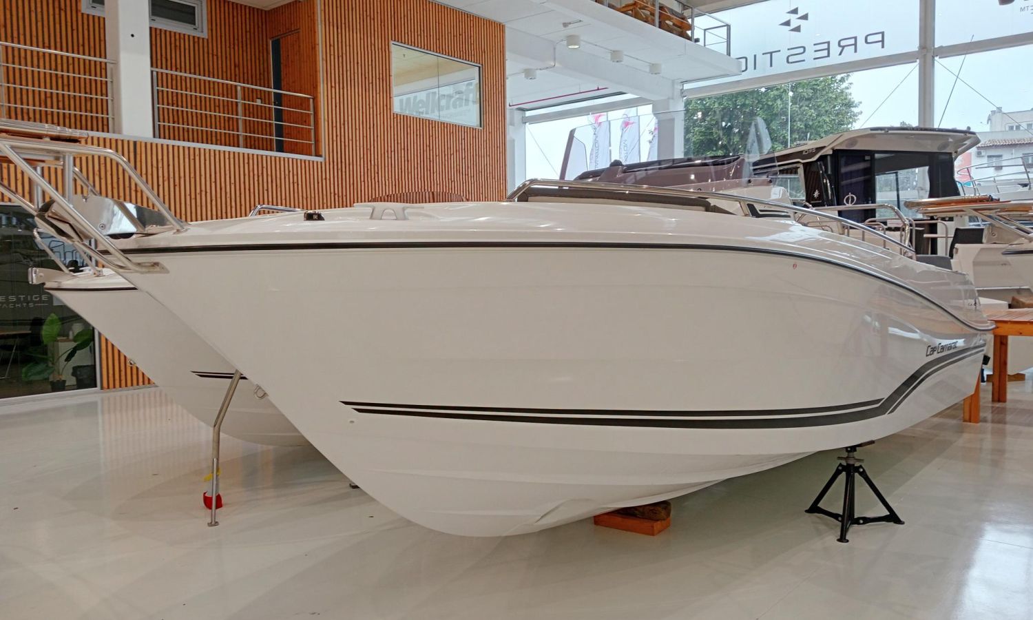 JEANNEAU CAP CAMARAT 7.5 CC SERIE 3